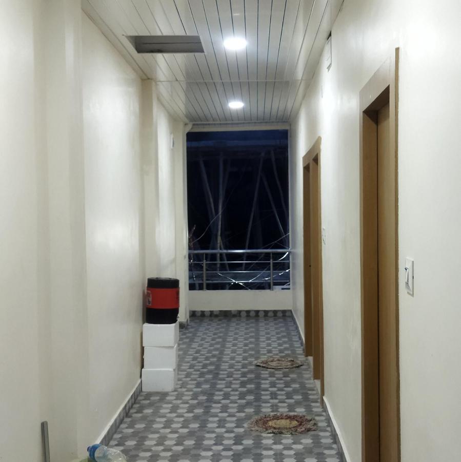 Shree Gajlaxmi Hotel Walking Distance From Mahakaleswar 乌贾因 外观 照片
